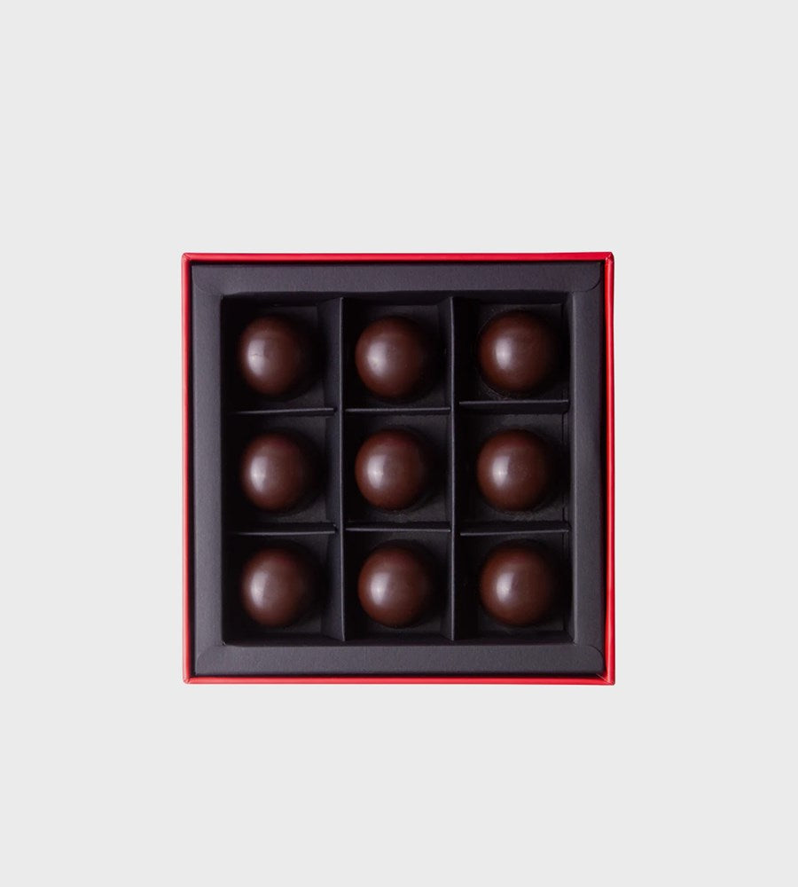 Bennetts of Mangawhai | Dark Chocolate Crispy Salty Caramel | 9 pieces