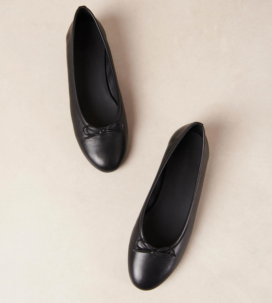 Alohas | Oriana Ballet Leather Flats | Black