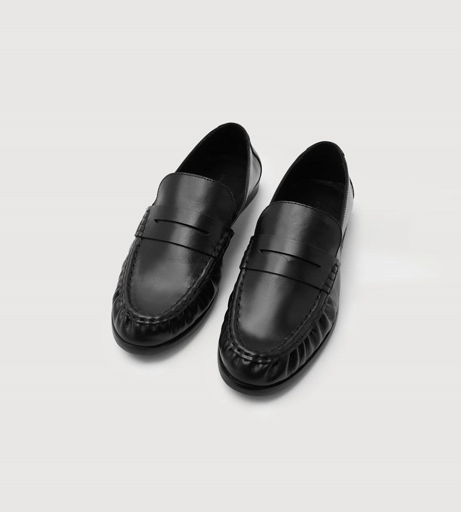 Assembly Label | Avenue Leather Loafer | Black