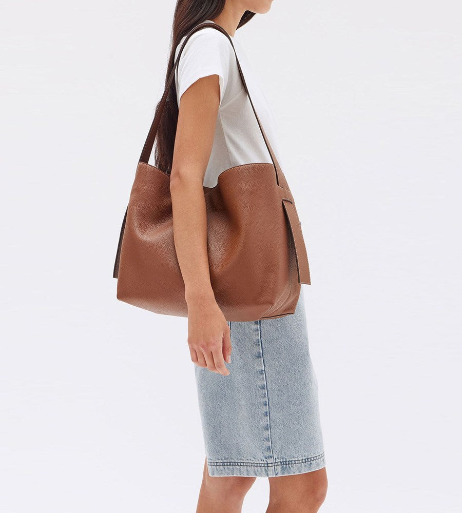 Assembly Label I Bridie Leather Shopper I Tan