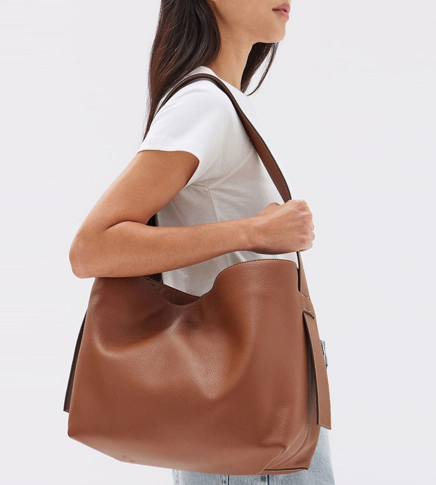 Assembly Label I Bridie Leather Shopper I Tan