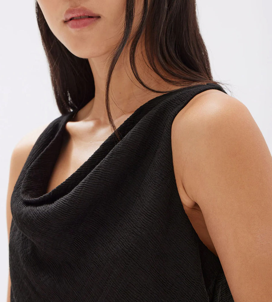 Assembly Label | Reign Textured Top | Black