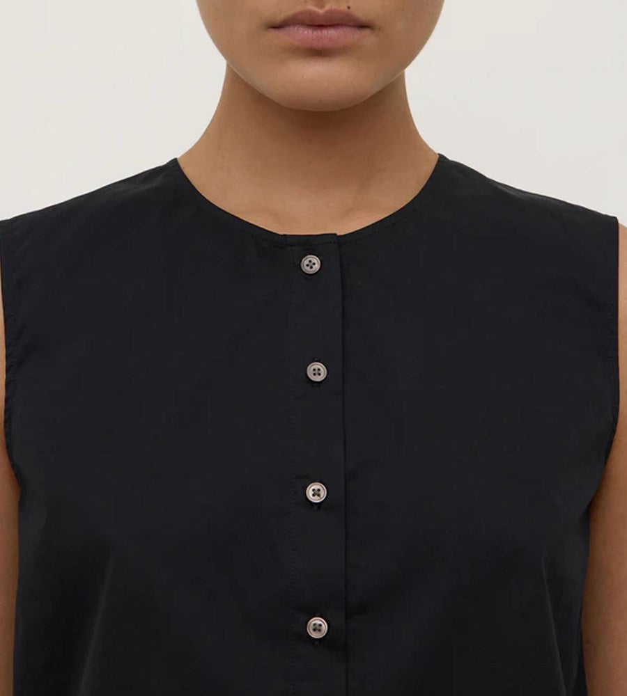 Assembly Label | Cherri Button Front Top | Black