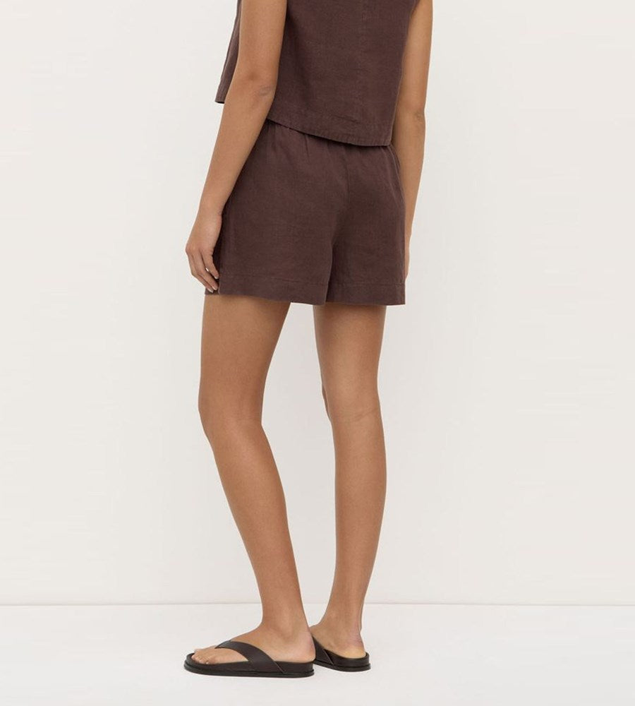 Assembly Label | Everyday Linen Short | Ganache