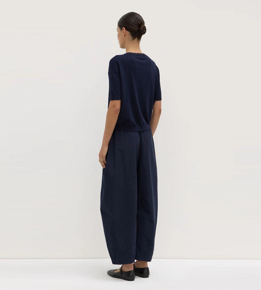 Assembly Label | Lola Barrel Pant | Navy