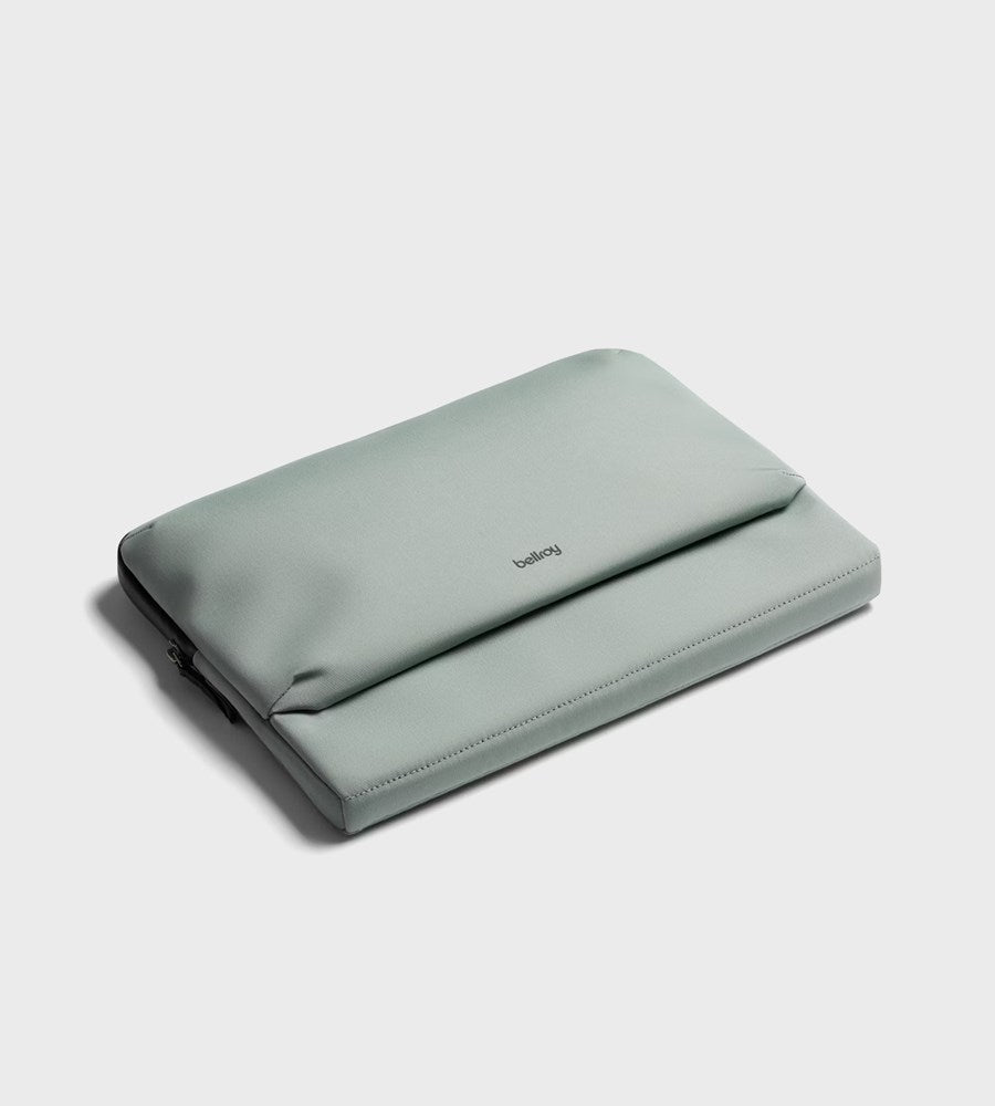 Bellroy | Laptop Caddy 16' | Eucalyptus