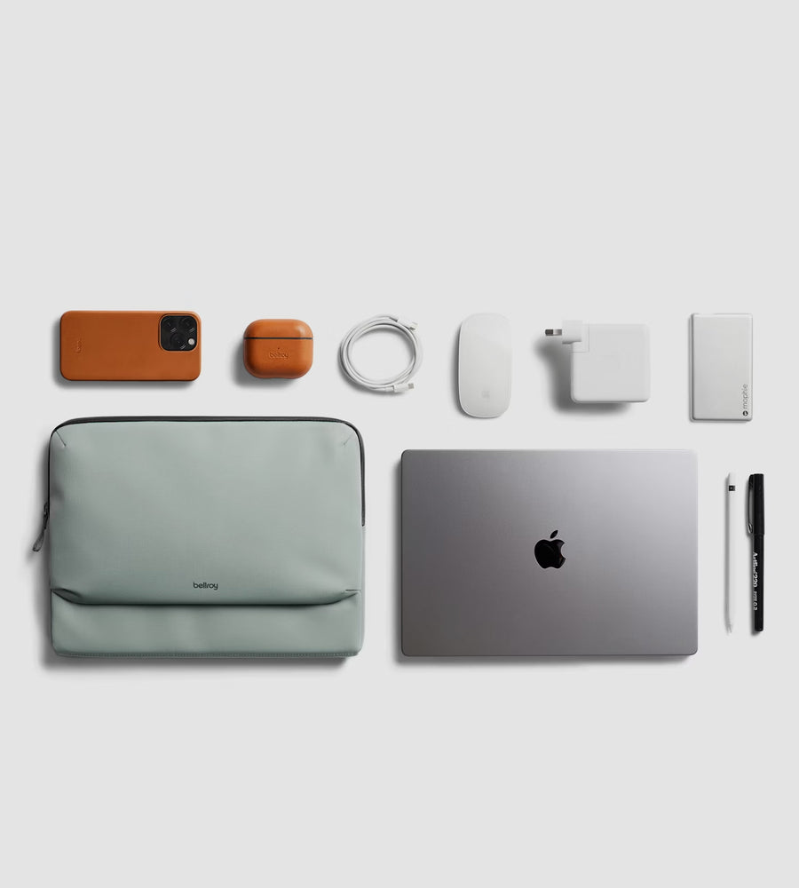 Bellroy | Laptop Caddy 16' | Eucalyptus