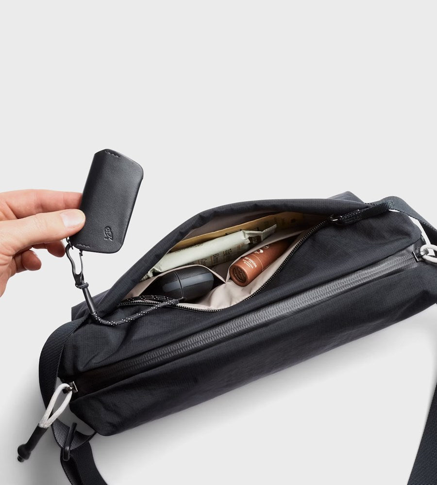 Bellroy | Lite Sling | Black