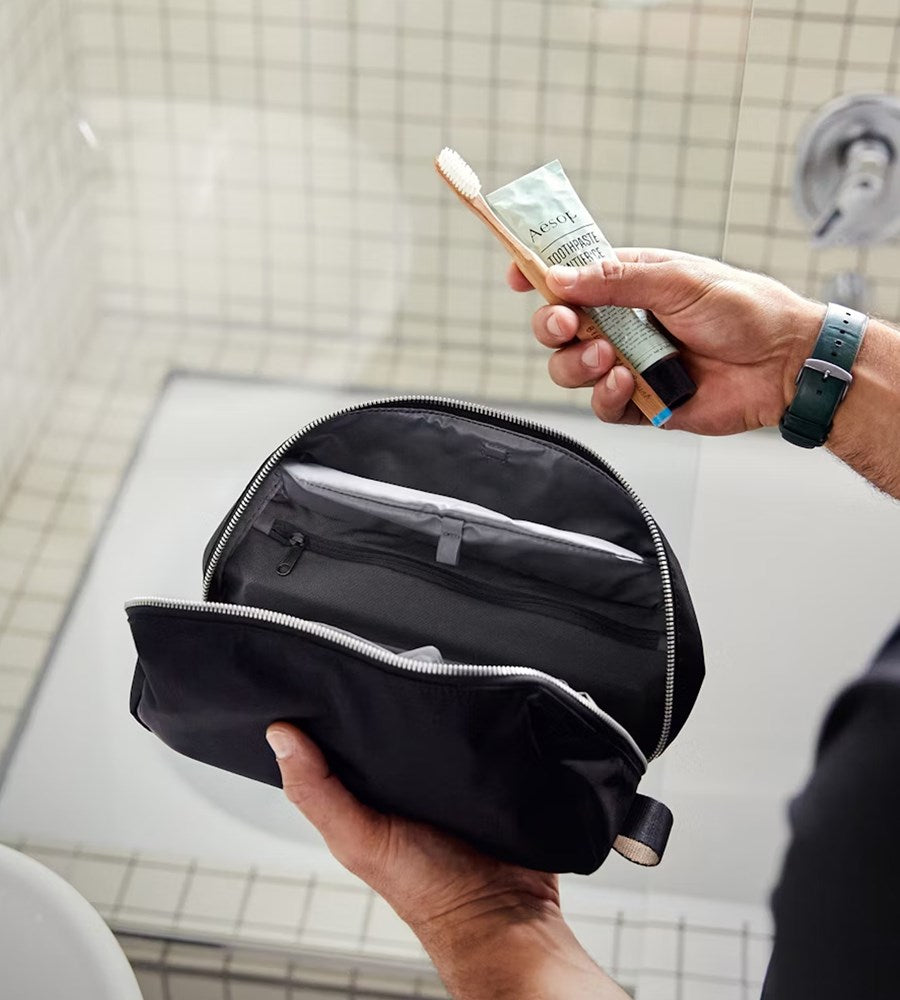 Bellroy | Toiletry Kit Plus | Black