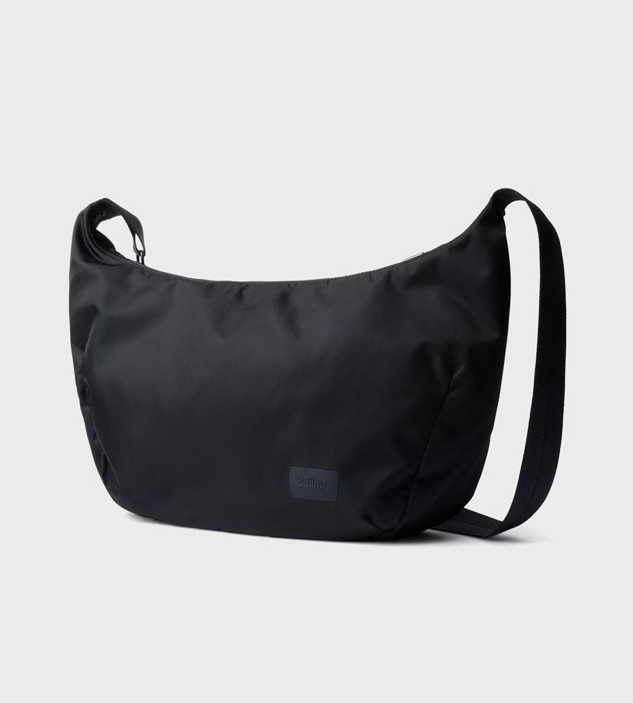 Bellroy | Laneway Crescent Bag 7L | Ink