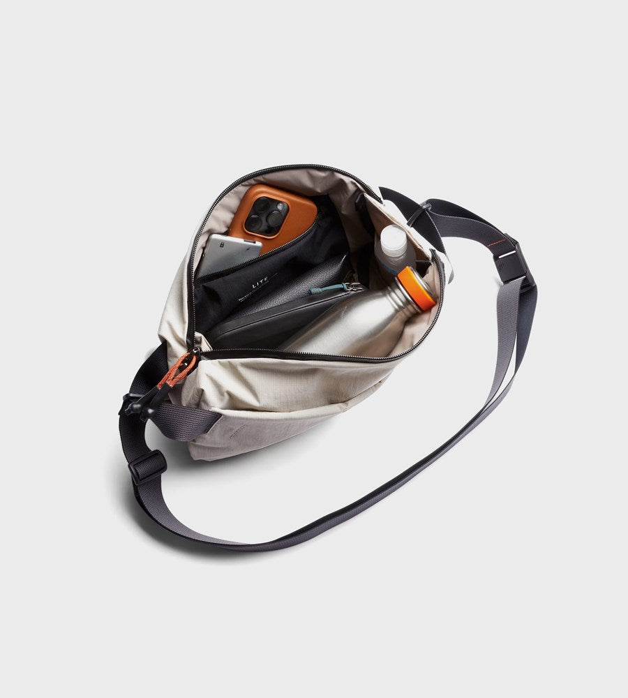 Bellroy Lite Sling Ash