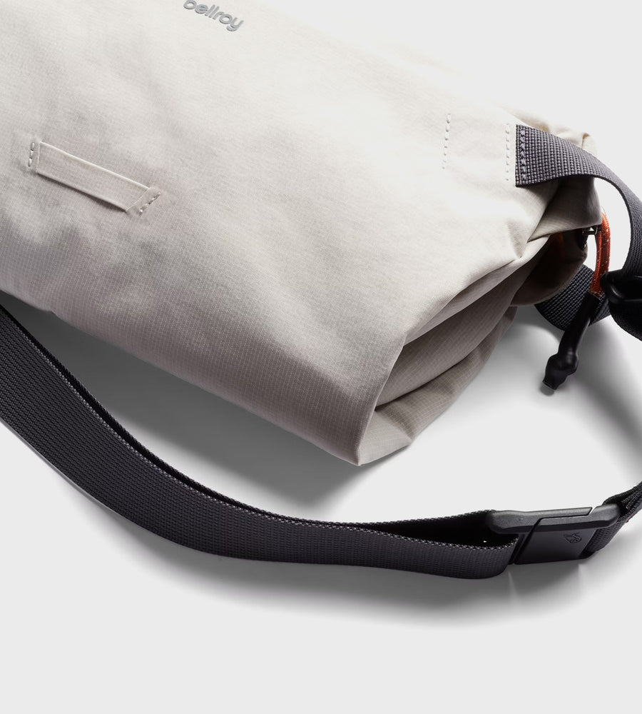 Bellroy Lite Sling Ash