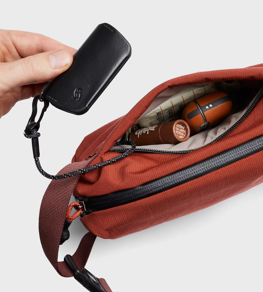 Bellroy Lite Sling Mini Clay