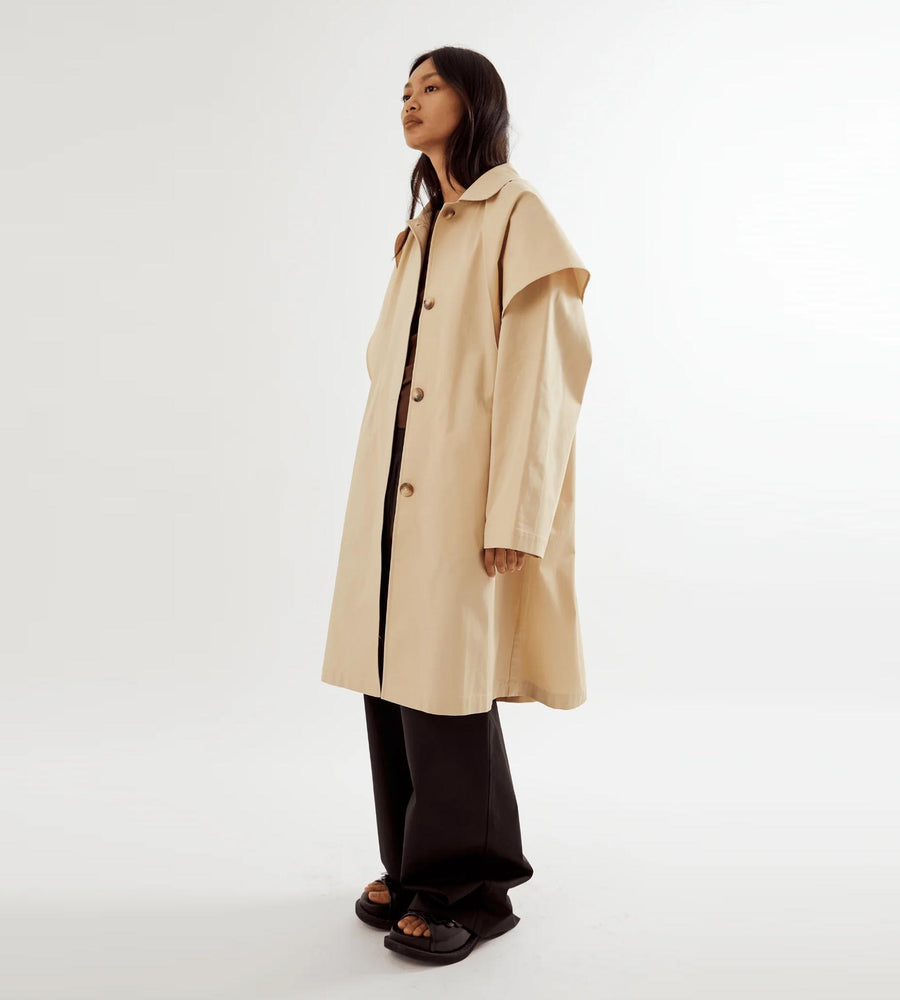 Commonplace | Summer Trench w/ Detachable Scarf | Tan