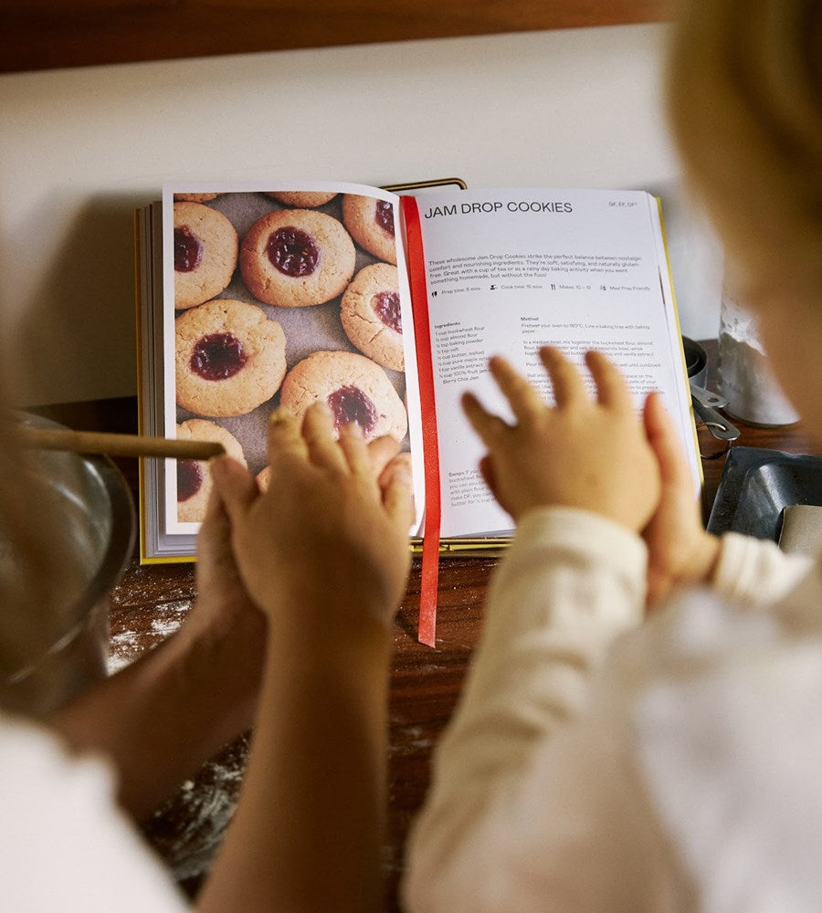 Family Cooking by Di McHardy | Cookbook