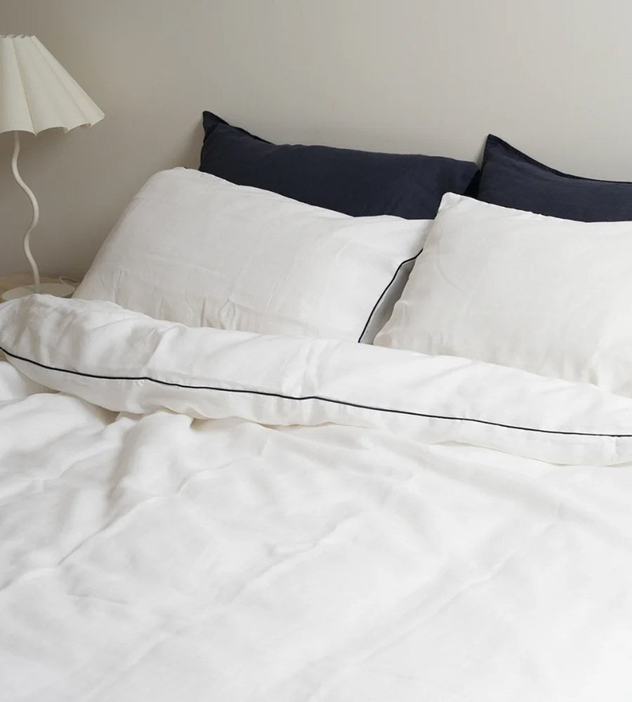 100% French Flax Linen Piped Duvet Set I White/Navy