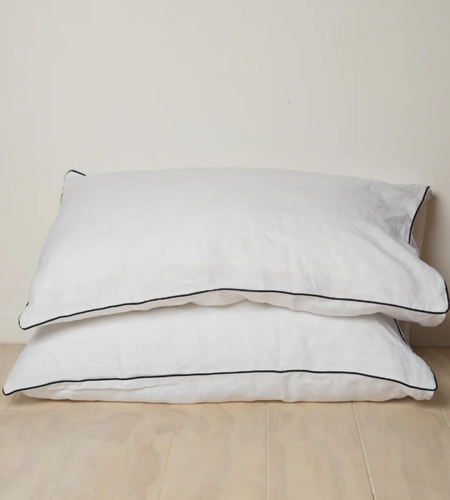 Home Lab I 100% French Flax Linen Piped Pillowcase Pair I White/Navy