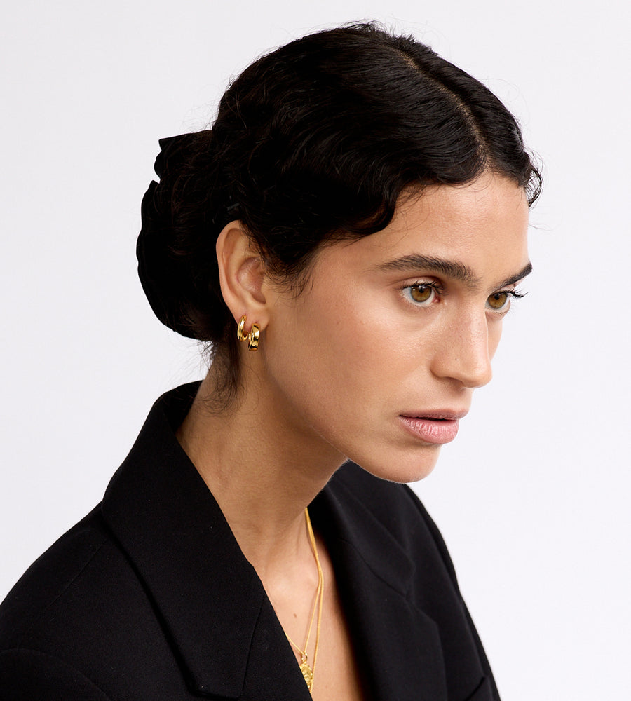 La Dailie | The Everyday Delicate Ribbed Hoops | Gold