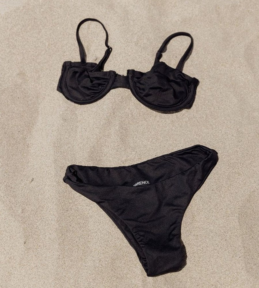 Lawrence | Oro Top | True Black