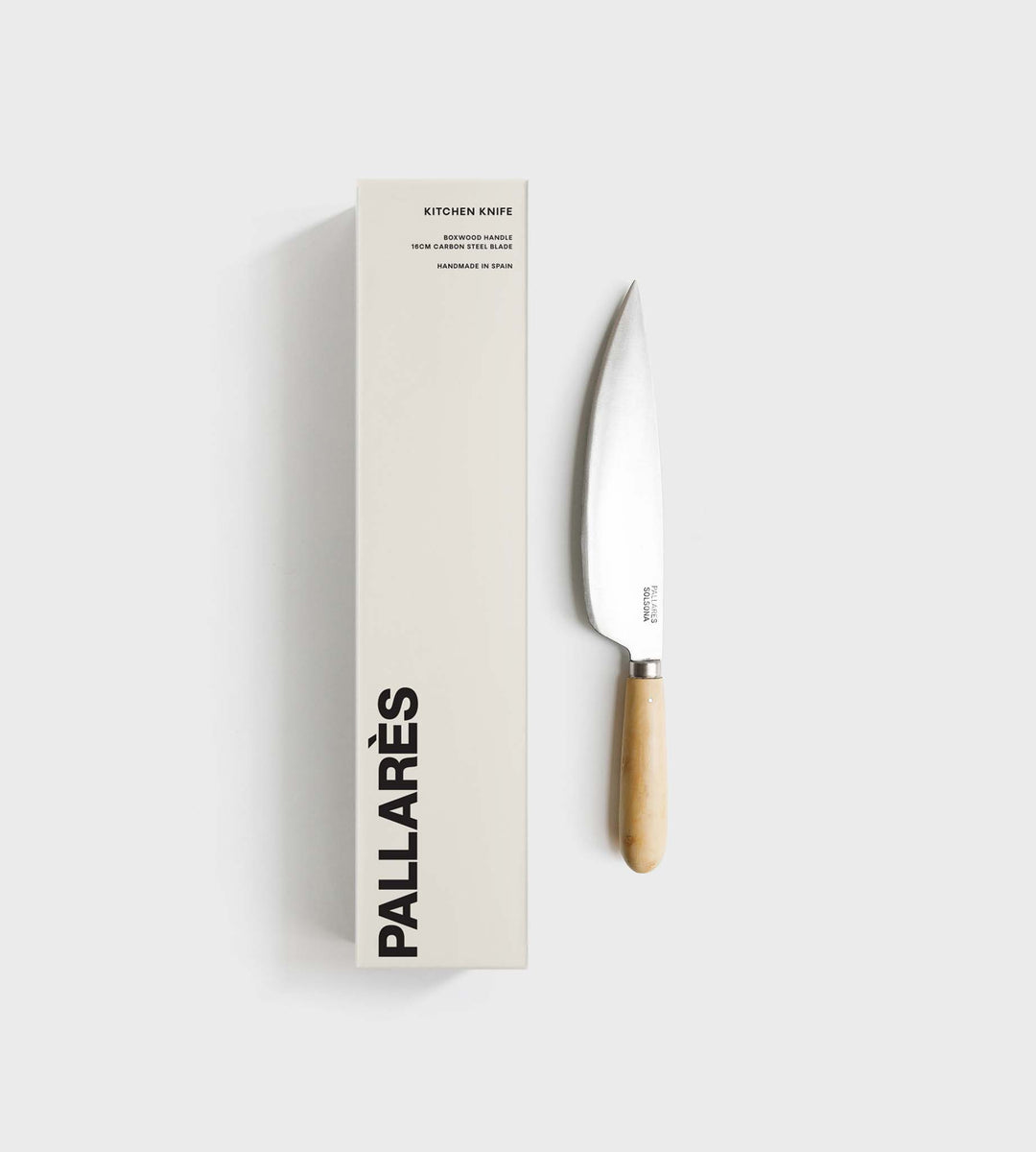 Pallares | Kitchen Knife | Boxwood | 16cm Carbon Steel Blade