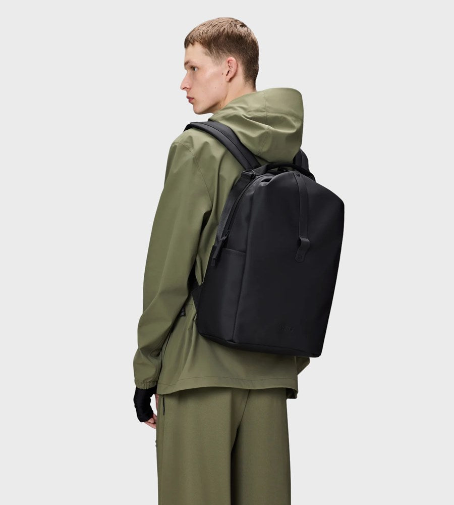 Rains | Clip Front Backpack W3 | Black