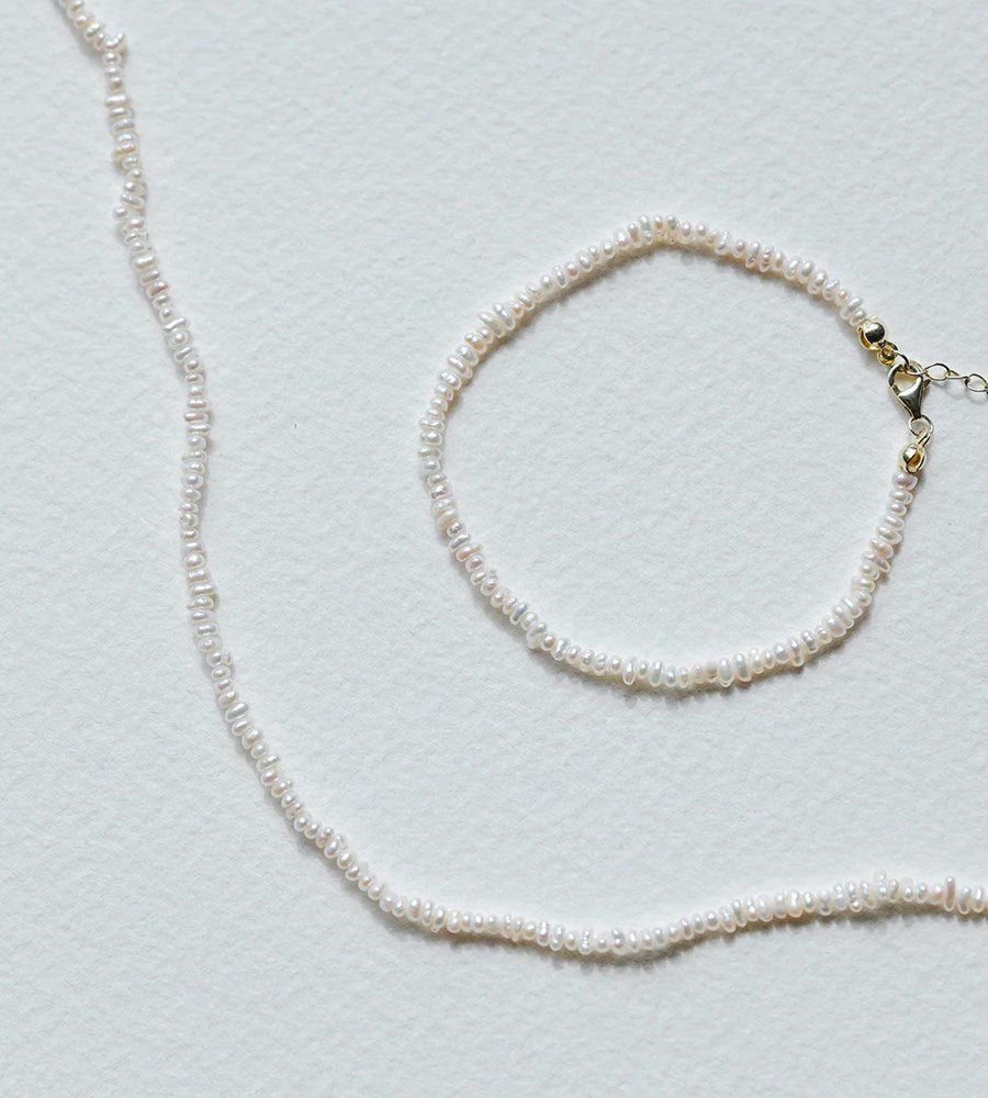 Sophie | Micro Pearl Bracelet Gold
