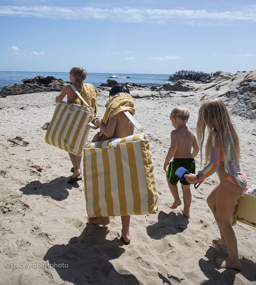 SunnyLife I Reclining Beach Chair Mango Bay I Golden Mustard Stripe