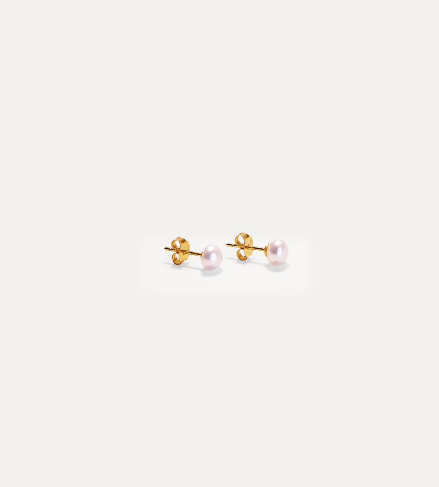 La Dailie | The Evelina Freshwater Pearl Studs| Gold