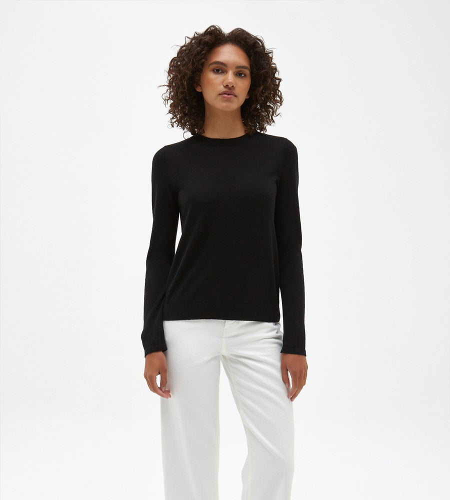 Assembly label black on sale jumper