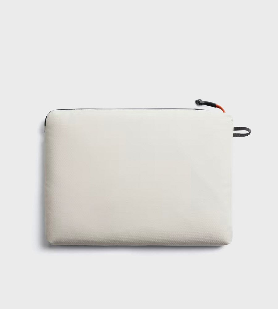 Bellroy | Lite 14" Laptop Sleeve | Chalk