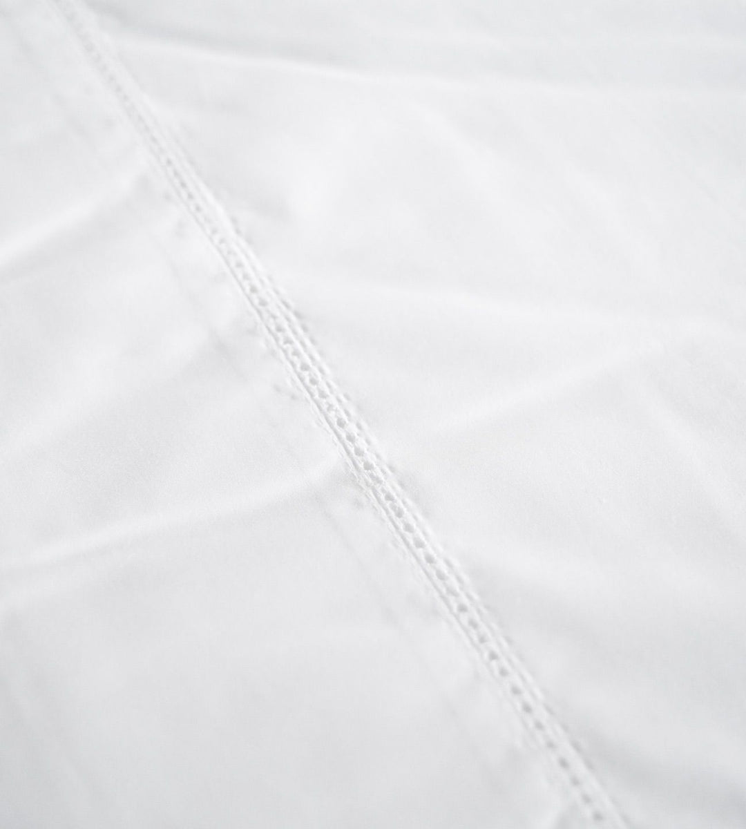 white cotton sheet