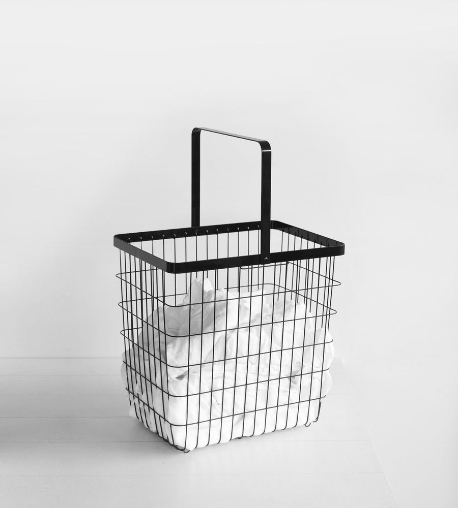Tower Laundry Wire Basket Large Black