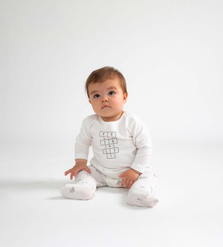 Baby Rabbit | Long Sleeve Tee | White | Hopscotch Print