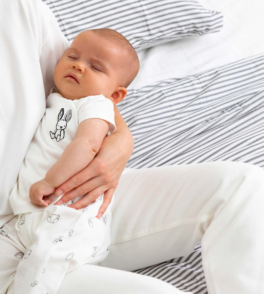 Baby Rabbit | Short Sleeve Tee | White | Bunny Embroidery
