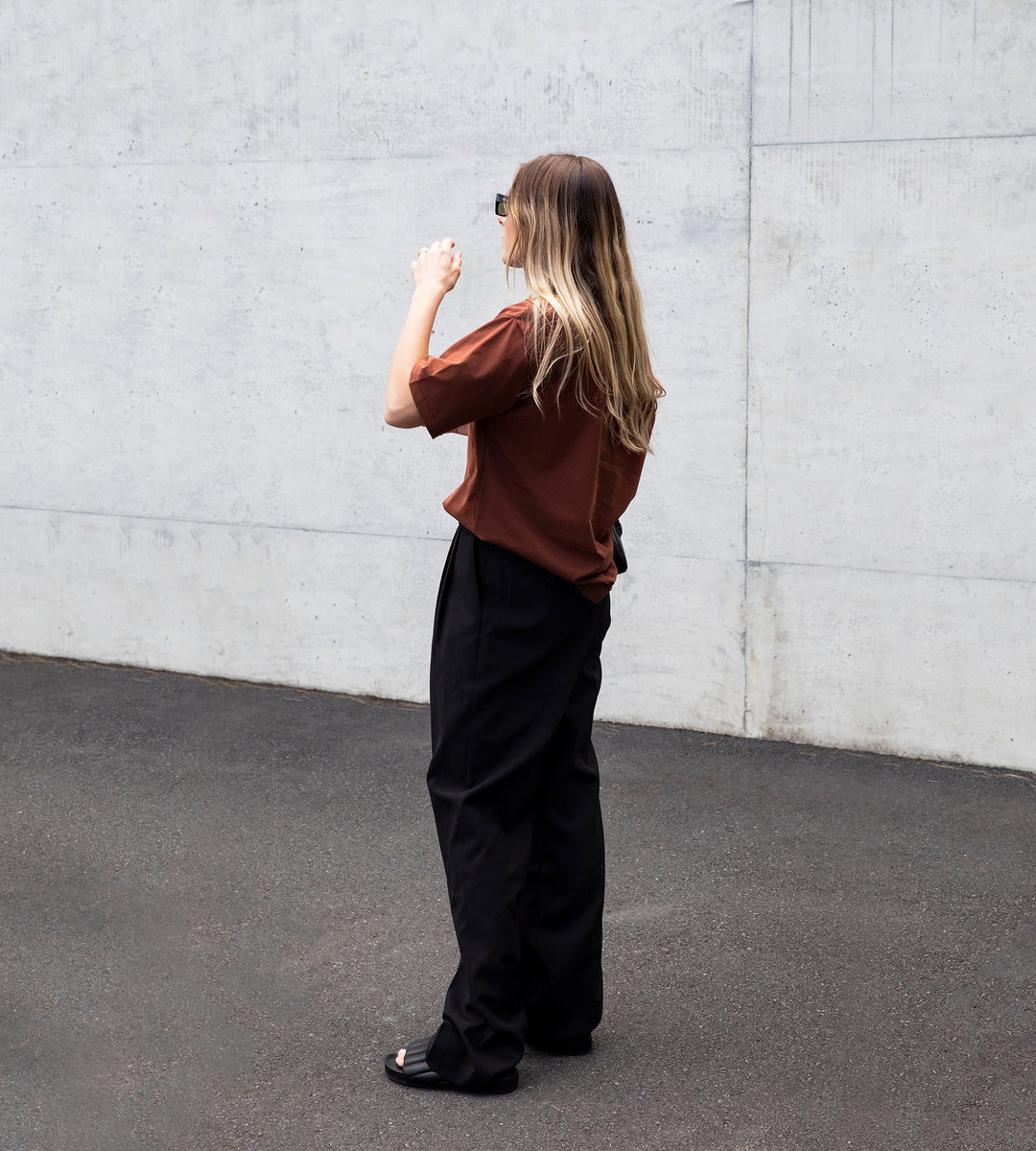 Father Rabbit | Boyfriend T-Shirt | Milk Chocolate