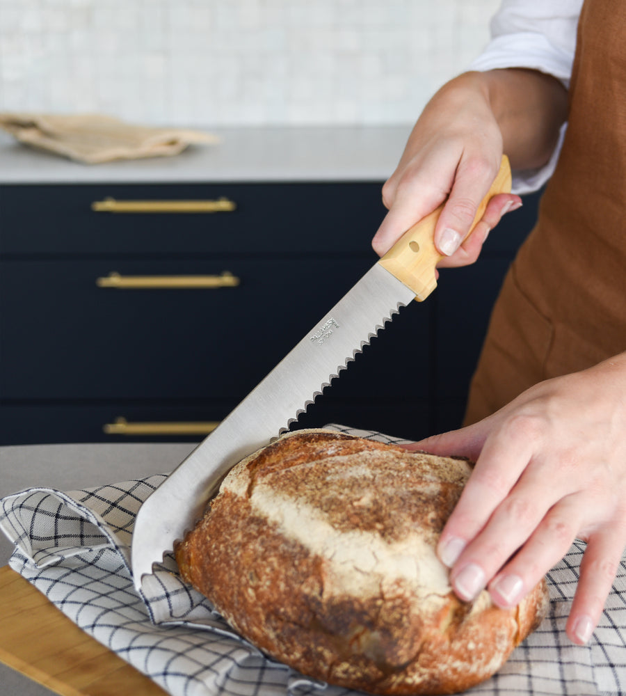 Pallares | Bread Knife | Boxwood Handle | 22cm