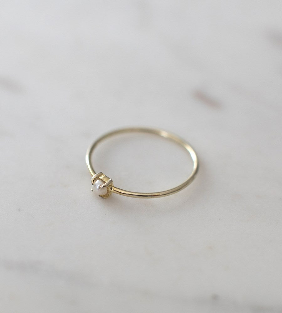 Sophie | Mini Pearl Ring | Gold