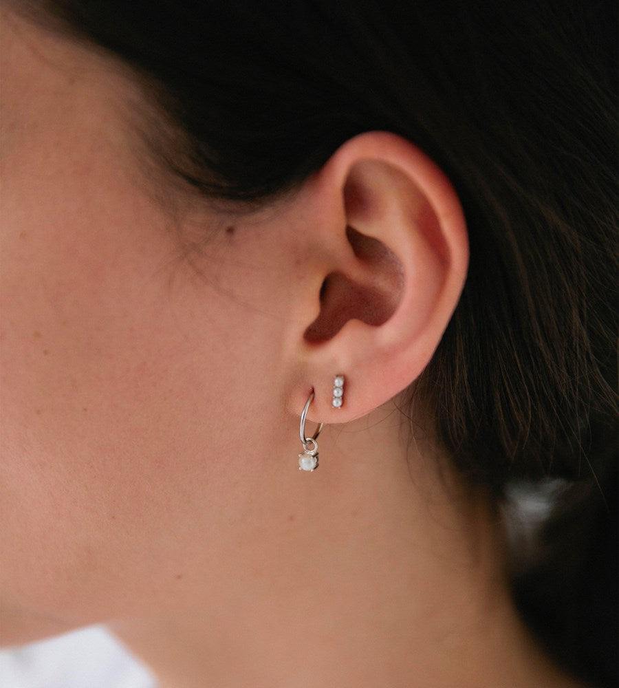 Sophie | Pearl Bar Stud Earrings